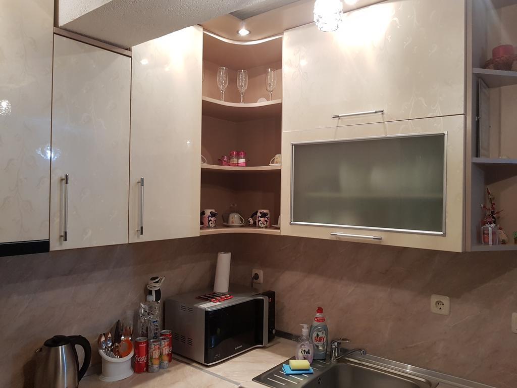 Д И В 1 - D & V 1 Apartment Szandanszki Kültér fotó